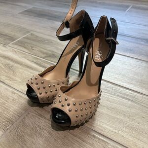 Rock & Republic 🖤 Studded Stiletto Heels
